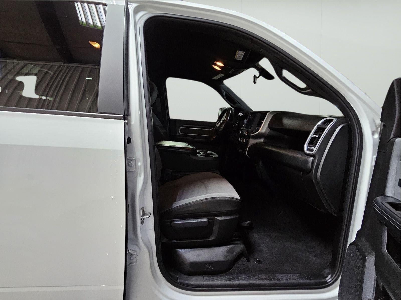 Used 2022 RAM 2500 Big Horn AWD/4WD image 24