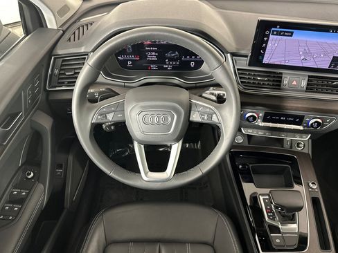 Used 2023 Audi Q5 2.0T Premium Plus w/ Premium Plus Package image 13