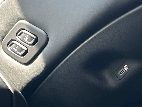 New 2026 Hyundai Ioniq 9 Calligraphy image 25