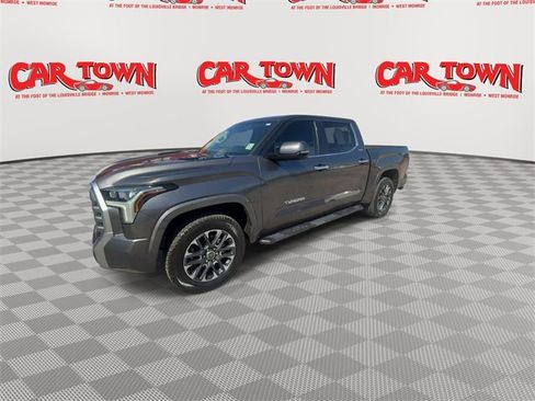 Used 2022 Toyota Tundra Limited image 4