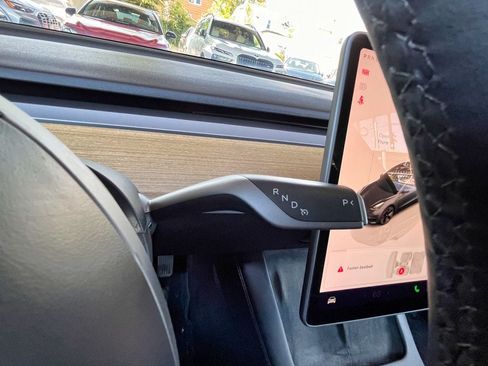 Used 2023 Tesla Model 3 Long Range AWD/4WD image 17