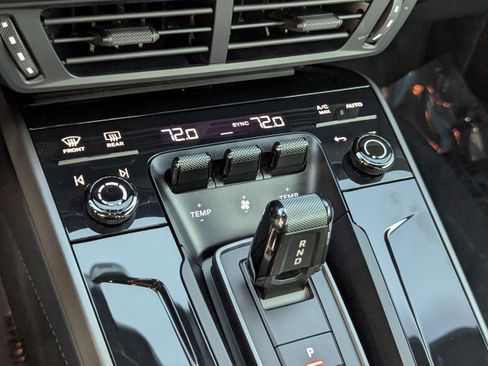 Certified 2025 Porsche 911 Carrera w/ Premium Package image 23