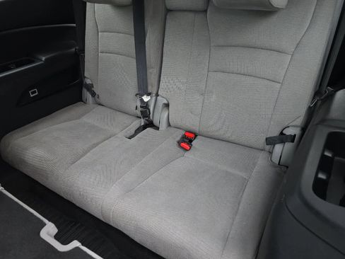 Used 2016 Honda Pilot EX image 17