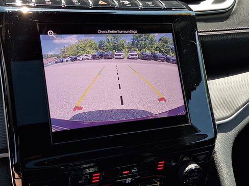Certified 2023 Jeep Grand Cherokee Altitude AWD/4WD image 9