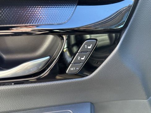 Certified 2025 Honda CR-V EX-L image 8