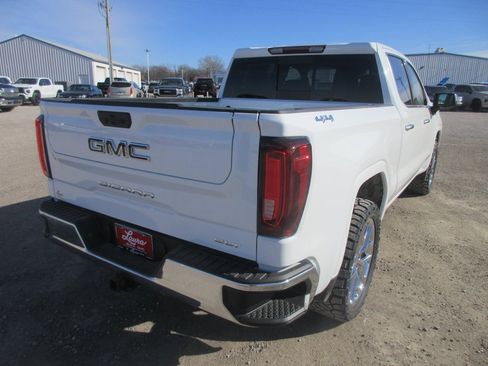 New 2026 GMC Sierra 1500 SLT w/ SLT Convenience Package image 5