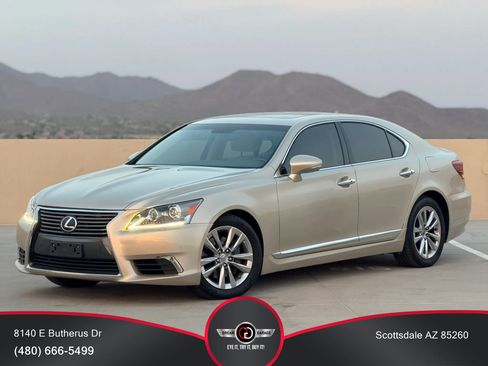 Used 2013 Lexus LS 460 w/ Comfort Pkg RWD image 1