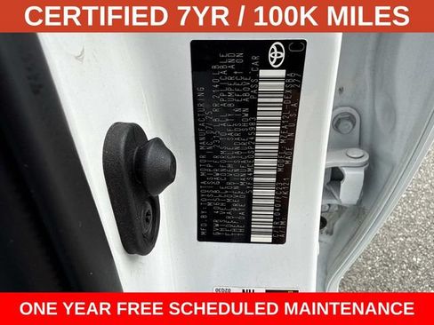 Used 2025 Toyota Corolla SE FWD image 28