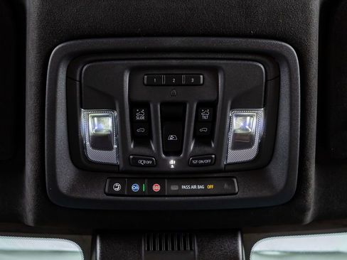 Used 2025 GMC Sierra 2500 Denali Ultimate image 29