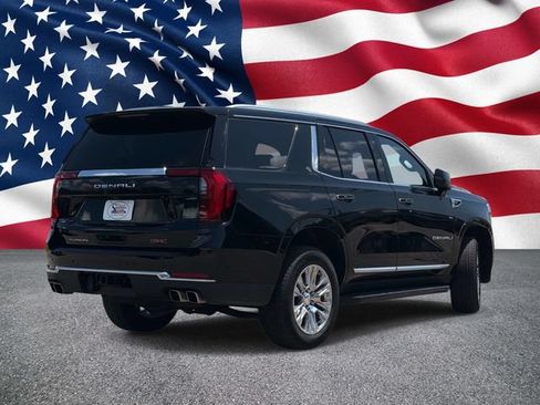 Used 2025 GMC Yukon Denali RWD image 6