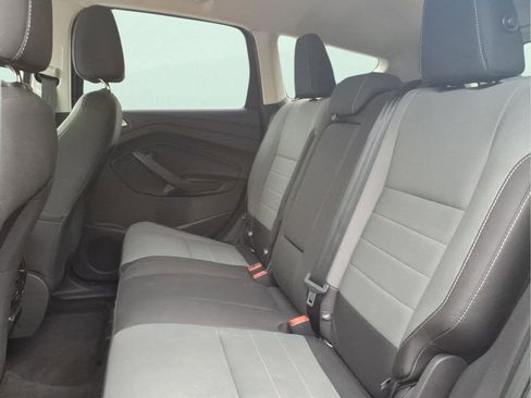 Used 2016 Ford Escape SE w/ Equipment Group 201A AWD/4WD image 12
