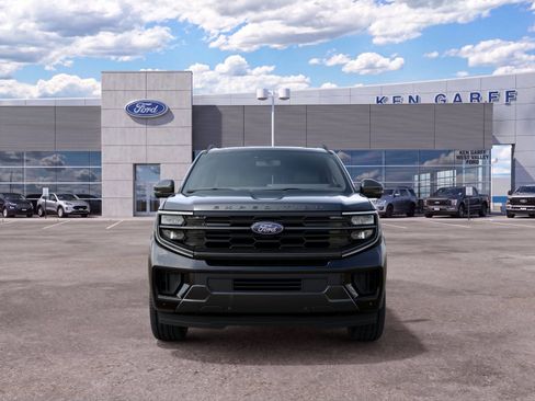 New 2027 Ford Expedition Max Platinum AWD/4WD image 3