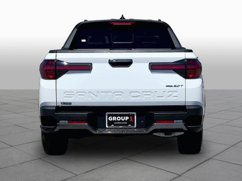 Used 2025 Hyundai Santa Cruz Limited AWD/4WD image 5