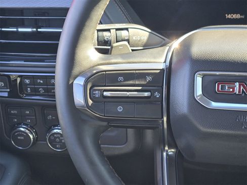 Used 2025 GMC Yukon AT4 image 26