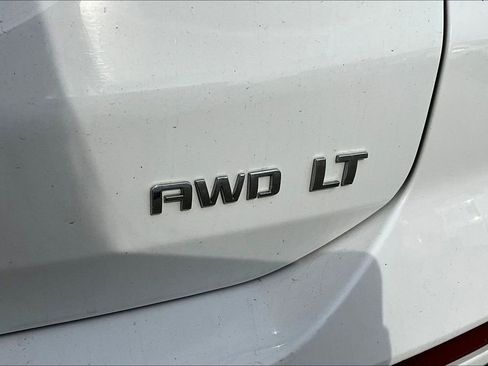 Used 2023 Chevrolet Equinox LT AWD/4WD image 21