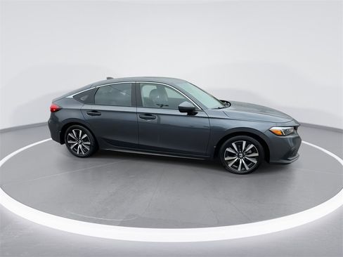 Used 2024 Honda Civic EX-L image 17