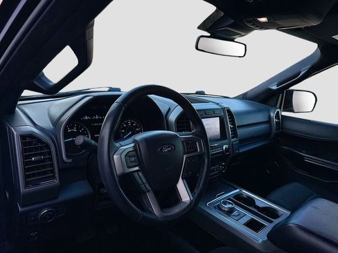 Used 2021 Ford Expedition Max XLT image 11