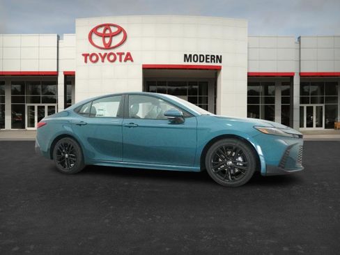 New 2026 Toyota Camry SE image 27