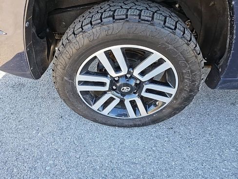 Used 2022 Toyota 4Runner Limited image 11