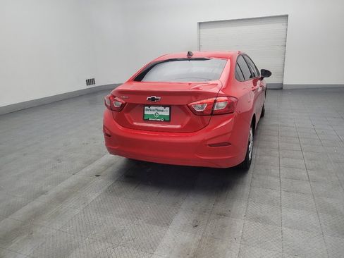 Used 2018 Chevrolet Cruze LS image 9