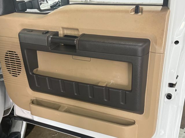 Used 2011 Ford F250 Lariat w/ Lariat Interior Pkg AWD/4WD image 29