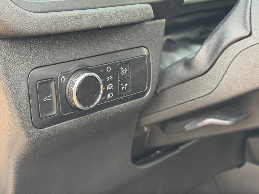 Used 2023 Ford Escape ST-Line FWD image 20