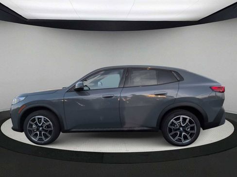 New 2026 BMW X2 xDrive28i w/ Convenience Package image 5