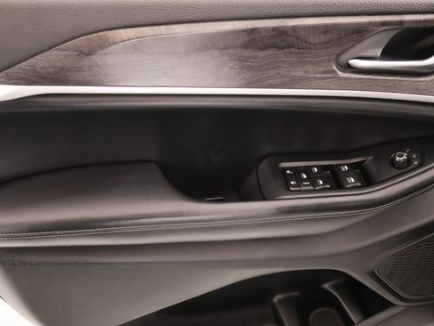 Used 2023 Jeep Grand Cherokee Limited image 15