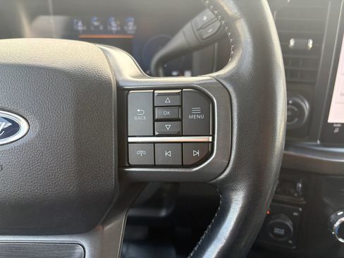 Used 2023 Ford F350 Lariat w/ Tow Technology Package AWD/4WD image 38
