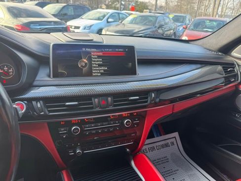 Used 2015 BMW X6 M image 23