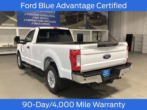 Certified 2017 Ford F250 XLT w/ XLT Value Package image 4