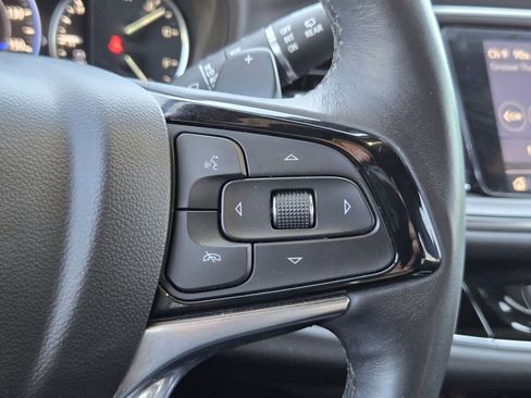 Used 2023 Buick Enclave Avenir w/ Avenir Technology Package image 27