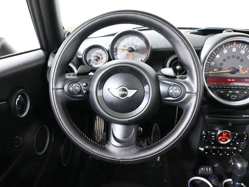 Used 2015 MINI Cooper S image 23