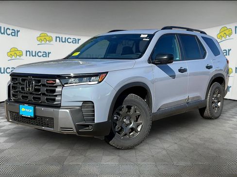 New 2026 Honda Pilot TrailSport image 4