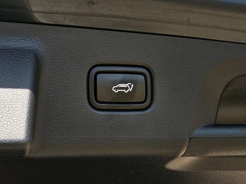 Used 2024 Hyundai Palisade Limited AWD/4WD image 13