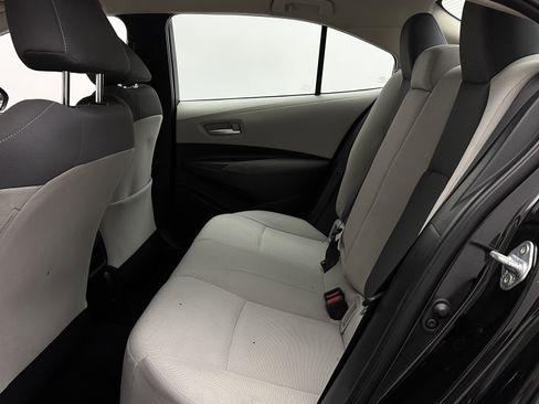 Used 2021 Toyota Corolla LE image 21