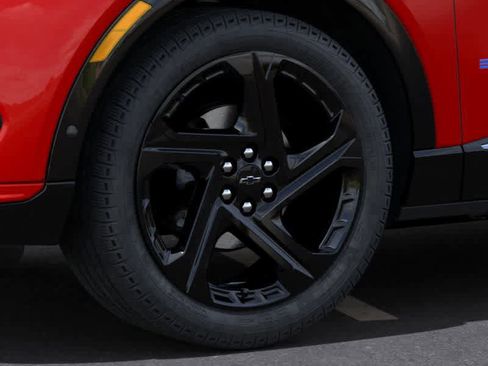 New 2025 Chevrolet Equinox EV RS image 9