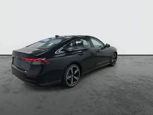 Certified 2026 Honda Accord SE image 4