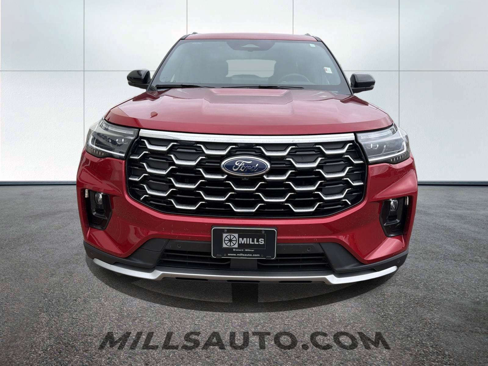 Used 2025 Ford Explorer Platinum w/ Ultimate Package AWD/4WD image 2