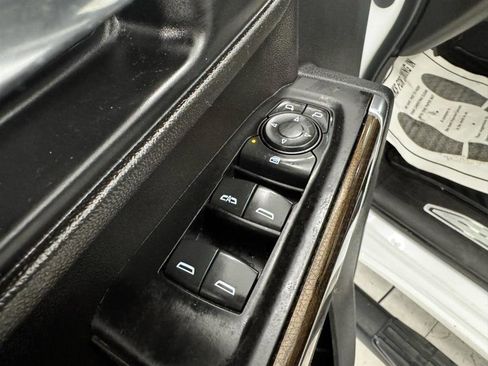 Used 2020 Chevrolet Silverado 3500 LT AWD/4WD image 11