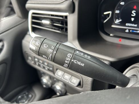 Used 2022 GMC Yukon XL Denali image 58