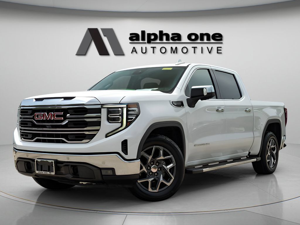 Used 2022 GMC Sierra 1500 SLT RWD image 1