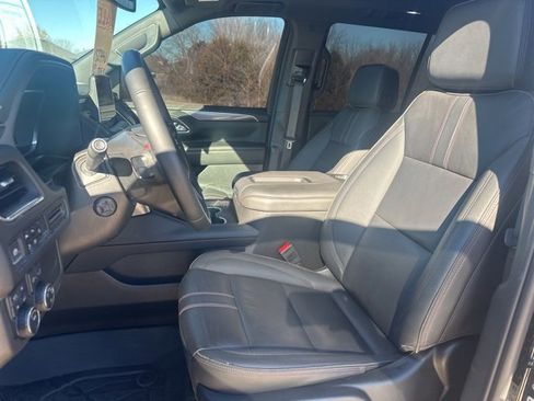 Used 2024 Chevrolet Tahoe RST w/ Luxury Package image 6