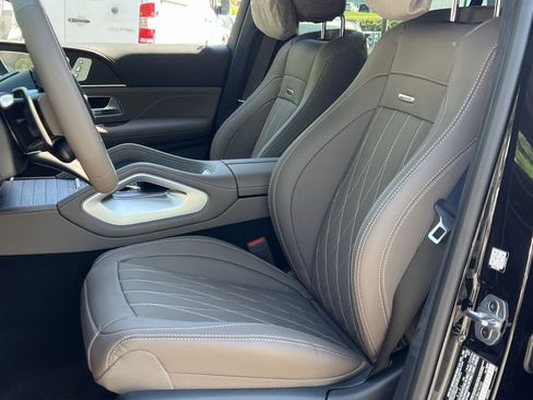 New 2026 Mercedes-Benz GLS 63 AMG 4MATIC image 18