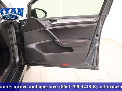 Used 2019 Volkswagen GTI SE image 15