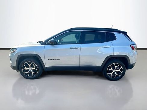 Used 2024 Jeep Compass Limited AWD/4WD image 9