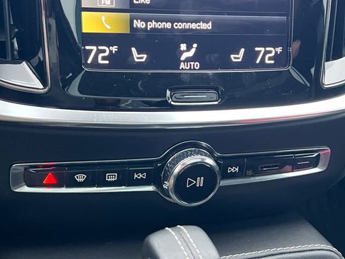 Used 2022 Volvo S60 T8 R-Design w/ Advanced Package image 20