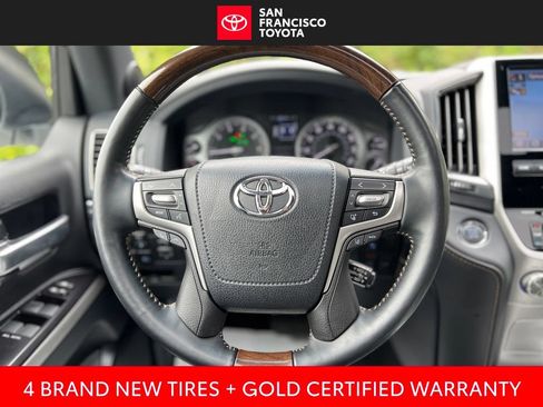 Certified 2020 Toyota Land Cruiser Heritage Edition AWD/4WD image 33