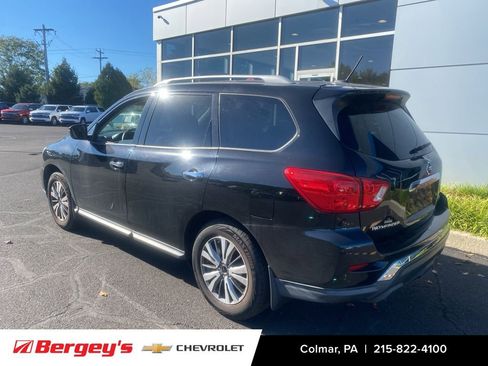 Used 2018 Nissan Pathfinder S image 8