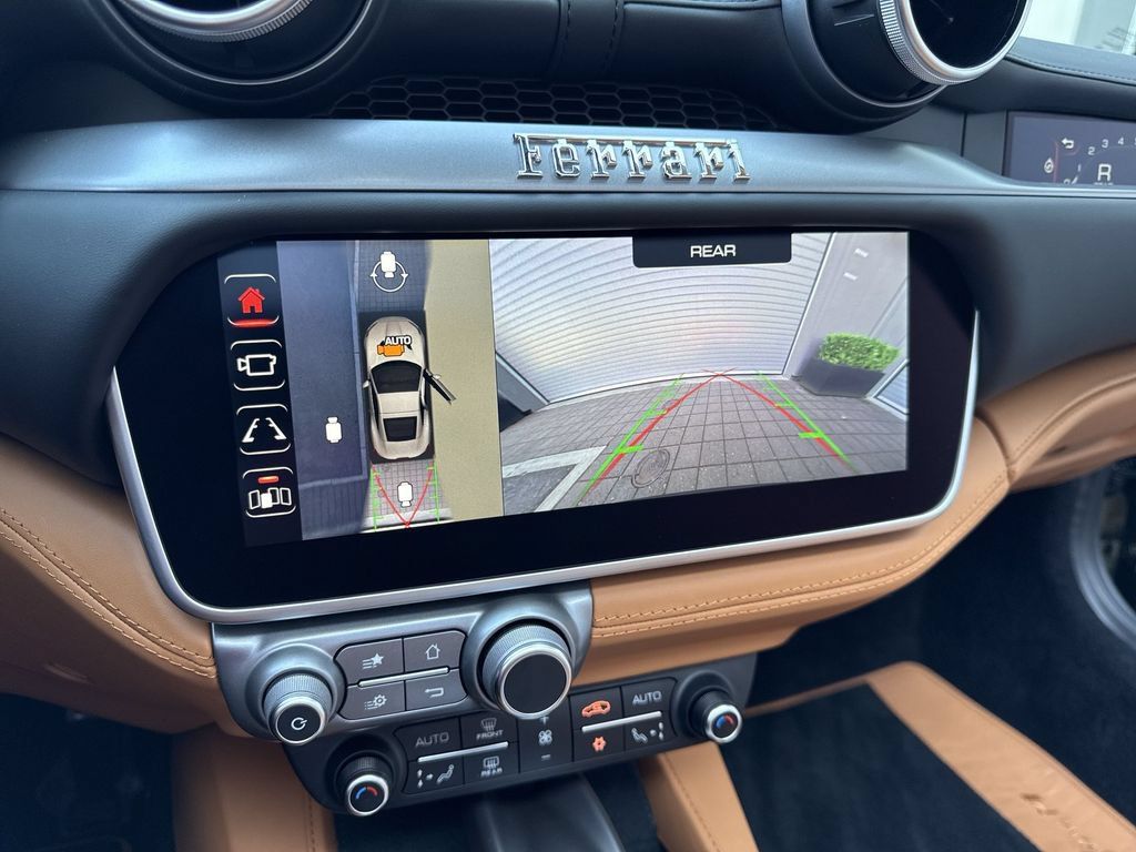 Certified 2023 Ferrari Portofino M RWD image 17